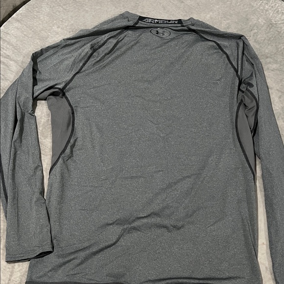 Under Armour Charcoal compression shirt - Picture 5 of 7